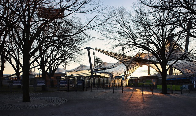 美记爆料：东契奇近期曾向湖人询问能否从雄鹿交易到字母哥